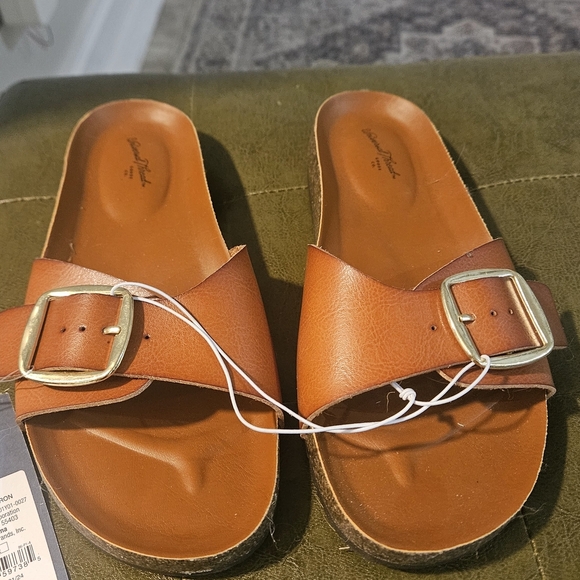 UNIVERSAL THREAD  Cameron Single Band Footbed Sandals. Cognac. 6.5 NWT - Picture 2 of 7